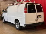 WHITE, 2014 CHEVROLET EXPRESS Thumnail Image 3