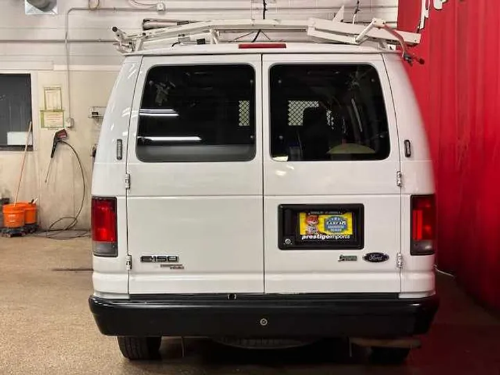 WHITE, 2012 FORD ECONOLINE Image 7