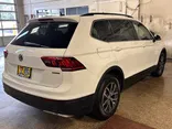 WHITE, 2019 VOLKSWAGEN TIGUAN Thumnail Image 6