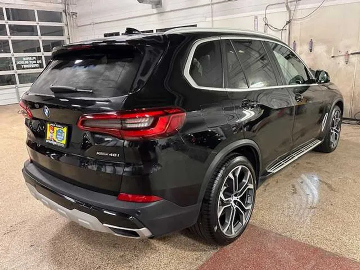 BLACK, 2020 BMW X5 Image 6