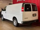 WHITE, 2019 CHEVROLET EXPRESS Thumnail Image 3