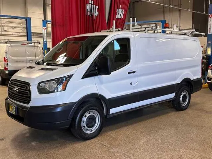 WHITE, 2015 FORD TRANSIT VAN Image 11