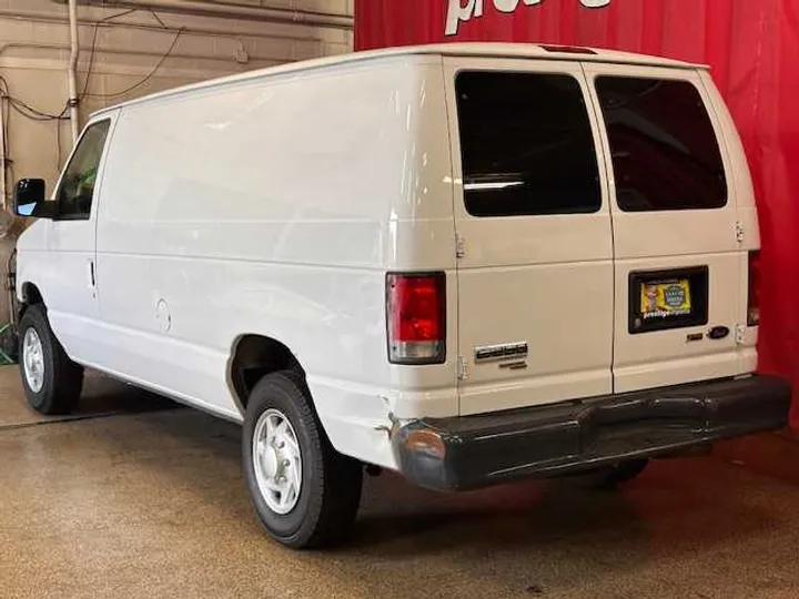 WHITE, 2012 FORD E150 CARGO Image 3