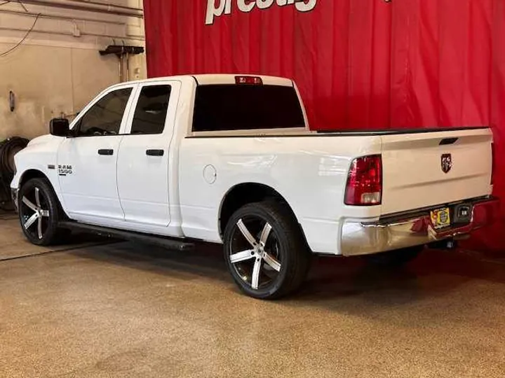 WHITE, 2019 RAM 1500 CLASSIC QUAD CAB Image 3