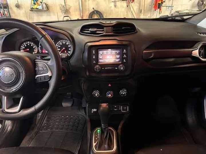 BLACK, 2018 JEEP RENEGADE Image 17