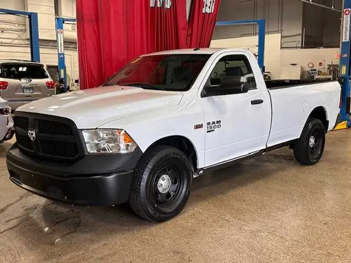 WHITE, 2020 RAM 1500 CLASSIC REGULAR CAB Image 9