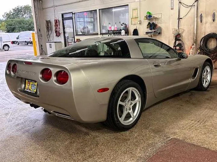 GRAY, 2000 CHEVROLET CORVETTE Image 6