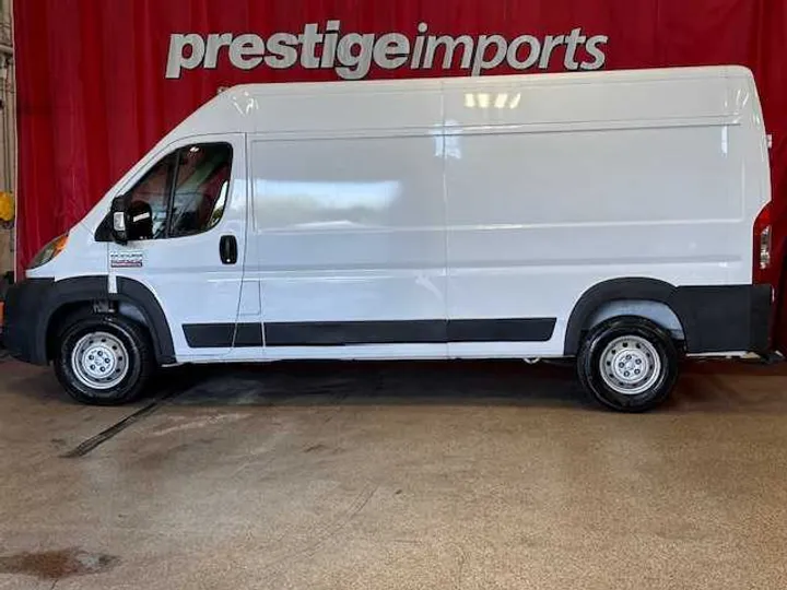 WHITE, 2019 RAM PROMASTER 2500 Image 2