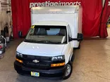 WHITE, 2018 CHEVROLET EXPRESS Thumnail Image 2