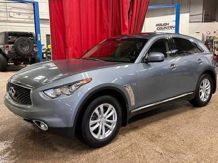 HAGANE BLUE, 2017 INFINITI QX70 Image 9