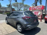 GRAY, 2022 NISSAN KICKS Thumnail Image 6