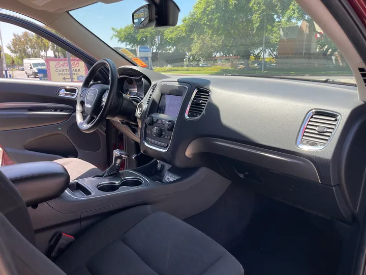 RED, 2018 DODGE DURANGO Image 21