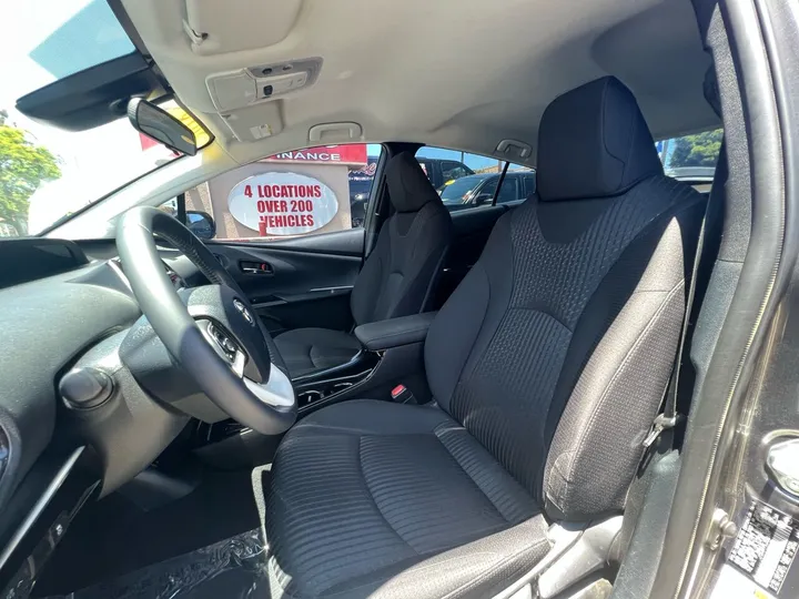 GRAY, 2018 TOYOTA PRIUS PRIME Image 16