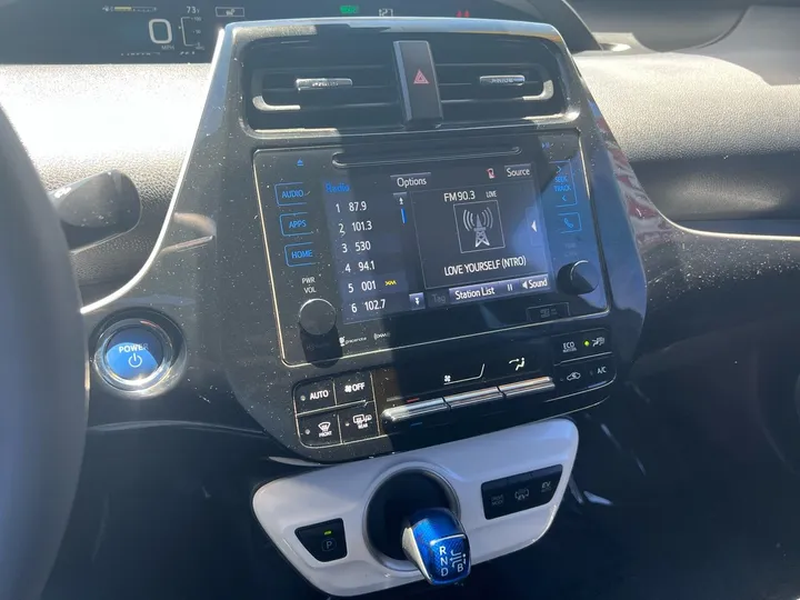 GRAY, 2018 TOYOTA PRIUS PRIME Image 21