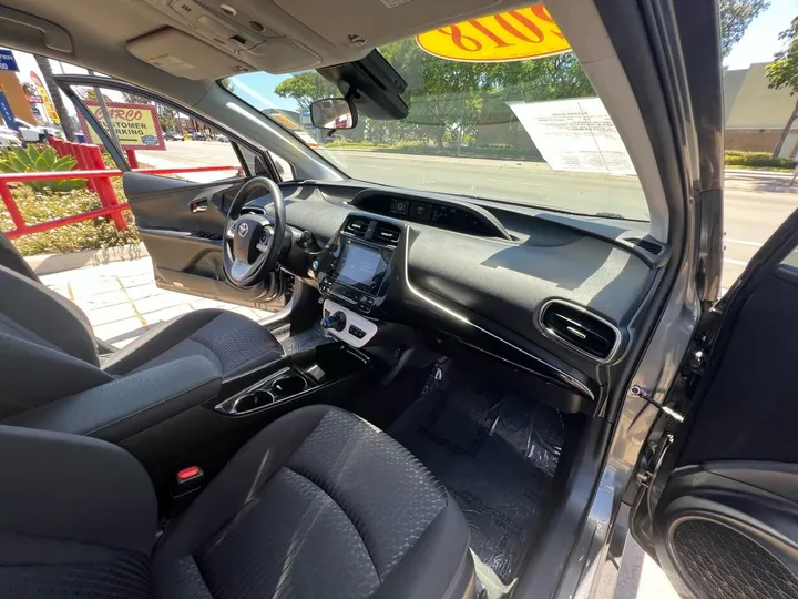 GRAY, 2018 TOYOTA PRIUS PRIME Image 39