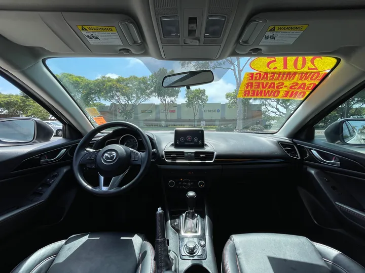 WHITE, 2015 MAZDA MAZDA3 Image 13