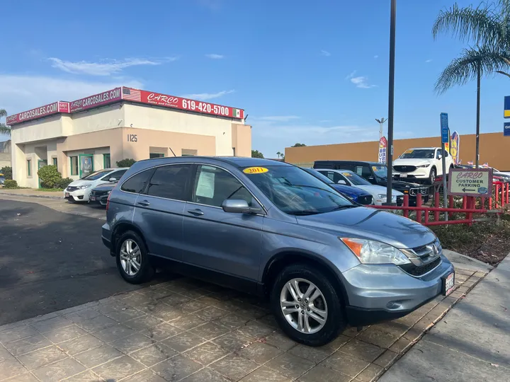 BLUE, 2011 HONDA CR-V Image 11