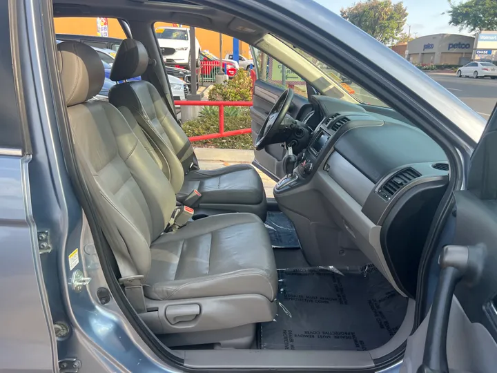 BLUE, 2011 HONDA CR-V Image 36