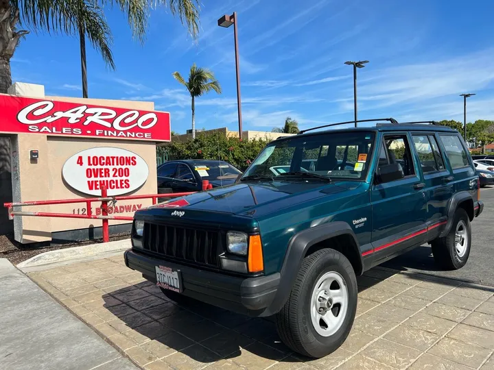 Green, 1996 JEEP CHEROKEE Image 4