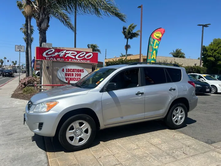 Silver, 2011 TOYOTA RAV4 Image 5