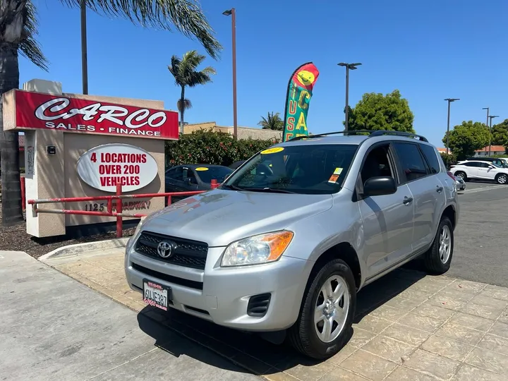 Silver, 2011 TOYOTA RAV4 Image 4