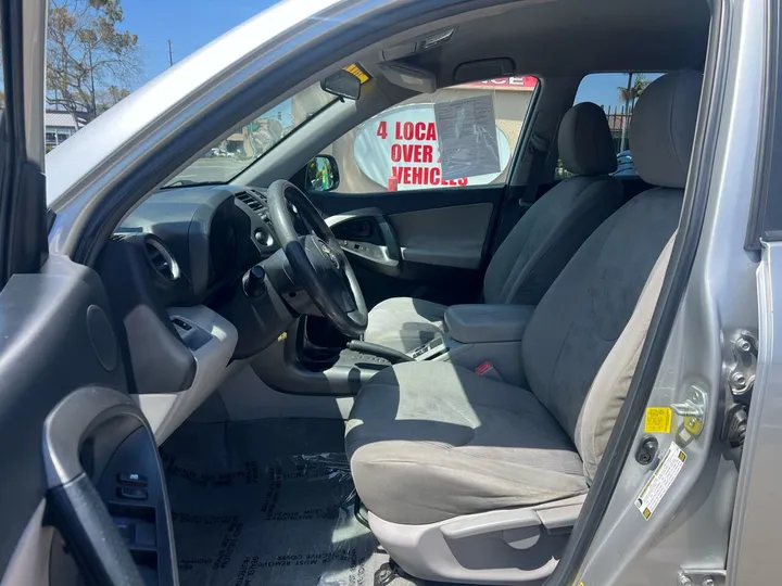 Silver, 2011 TOYOTA RAV4 Image 12