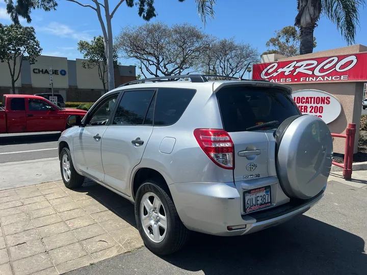 Silver, 2011 TOYOTA RAV4 Image 6