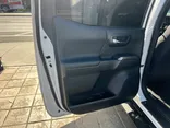 WHITE, 2016 TOYOTA TACOMA DOUBLE CAB Thumnail Image 32