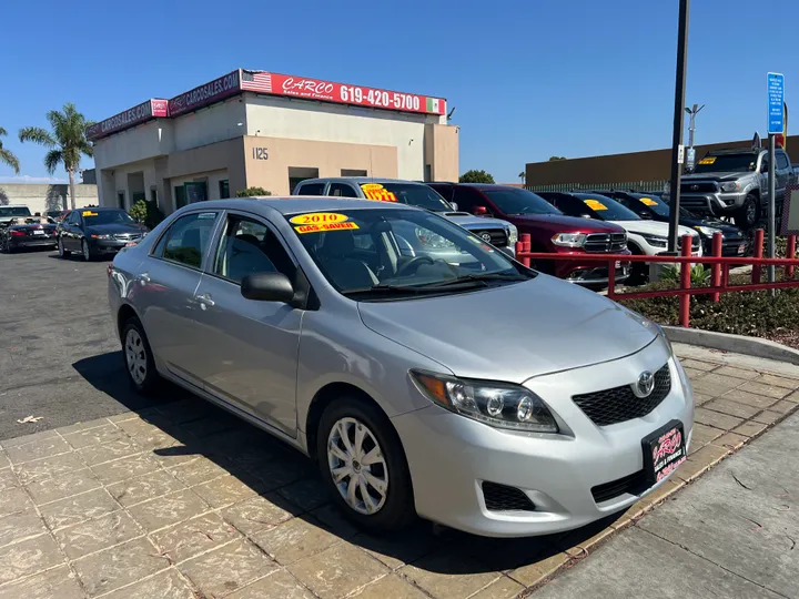 GRAY, 2010 TOYOTA COROLLA Image 2