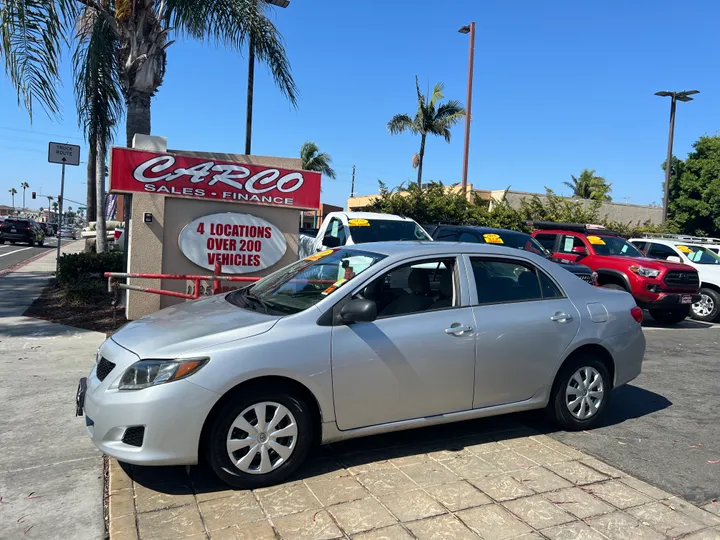 GRAY, 2010 TOYOTA COROLLA Image 6