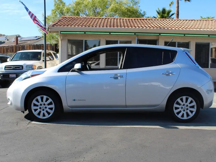 Silver, 2013 NISSAN LEAF Image 5