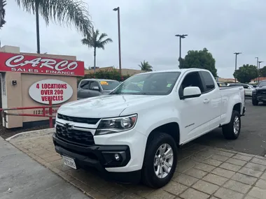 WHITE, 2022 CHEVROLET COLORADO EXTENDED CAB Image 