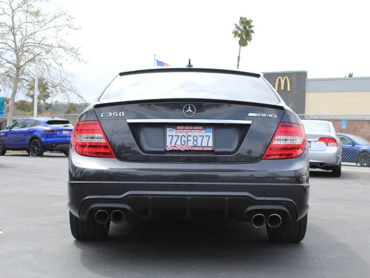 GRAY, 2013 MERCEDES-BENZ C-CLASS Image 5