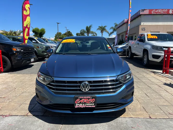 BLUE, 2019 VOLKSWAGEN JETTA Image 3