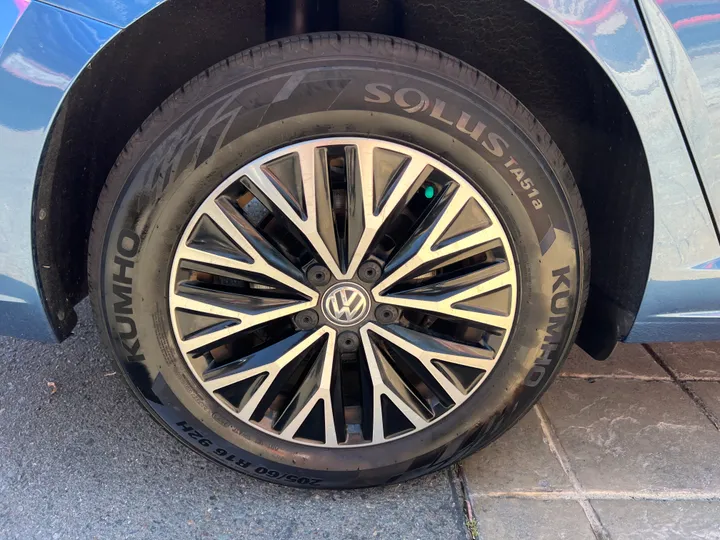 BLUE, 2019 VOLKSWAGEN JETTA Image 9
