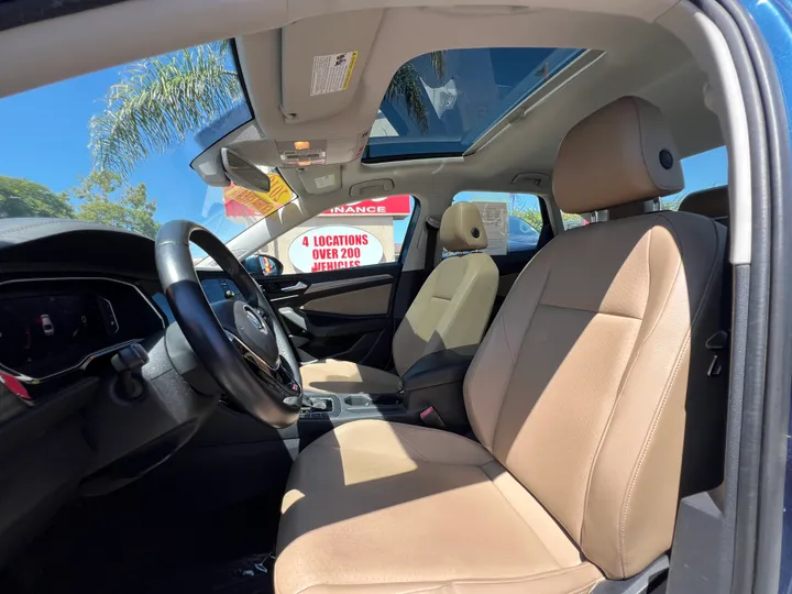 BLUE, 2019 VOLKSWAGEN JETTA Image 13