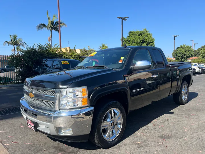 BLACK, 2013 CHEVROLET SILVERADO 1500 EXTENDED CAB Image 5