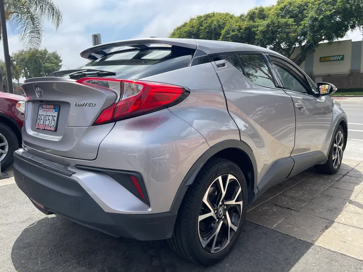 SILVER, 2019 TOYOTA C-HR Image 7