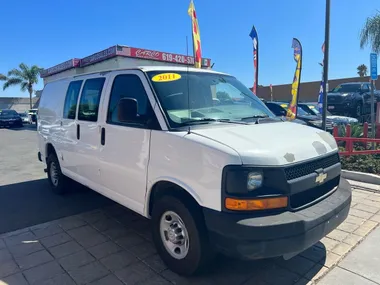 White, 2011 CHEVROLET EXPRESS 2500 CARGO Image 