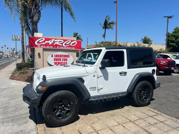 WHITE, 2020 JEEP WRANGLER Image 2