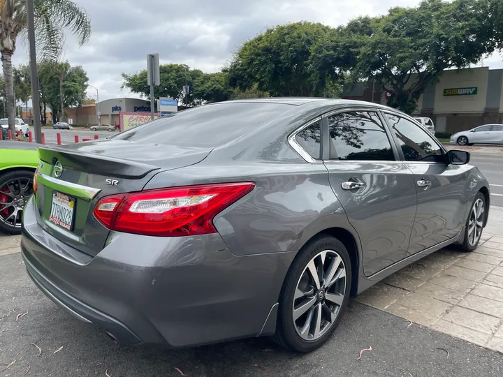 GRAY, 2016 NISSAN ALTIMA Image 6