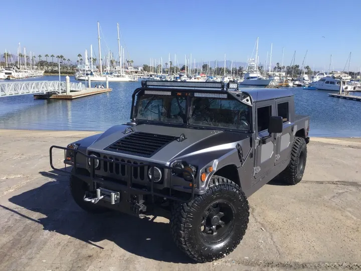 Black, 1993 AM GENERAL HUMMER Image 3