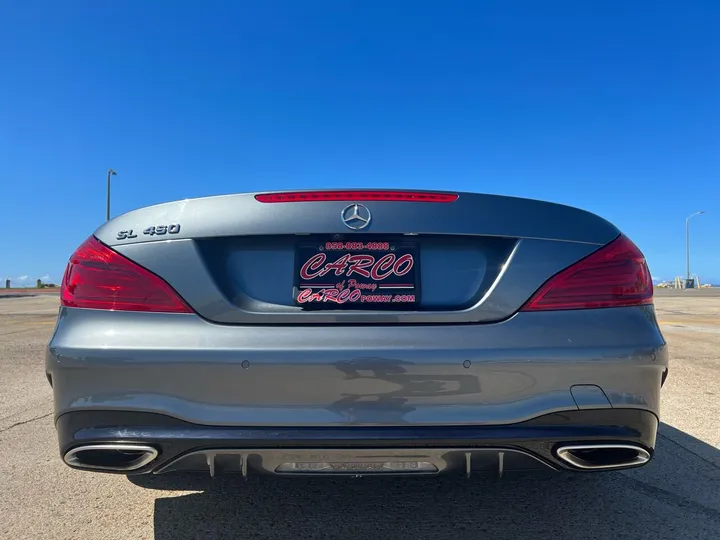 GRAY, 2018 MERCEDES-BENZ SL Image 16