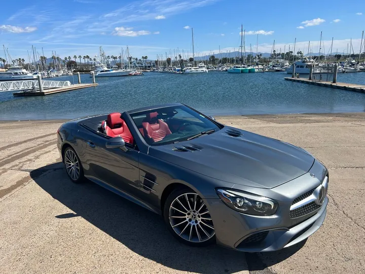 GRAY, 2018 MERCEDES-BENZ SL Image 2