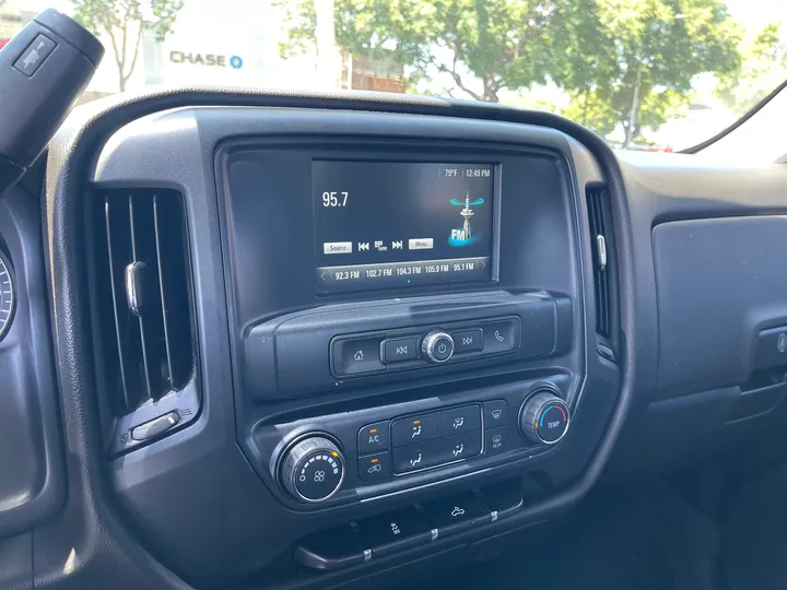 BLACK, 2018 CHEVROLET SILVERADO 1500 DOUBLE CAB Image 15