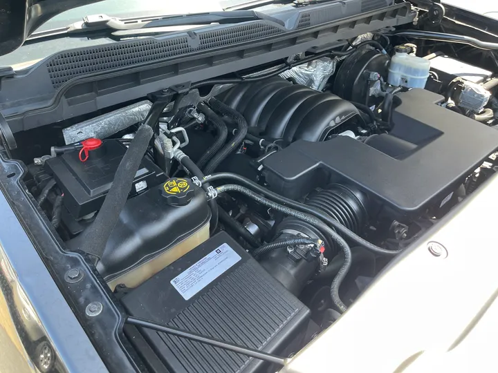 BLACK, 2018 CHEVROLET SILVERADO 1500 DOUBLE CAB Image 30