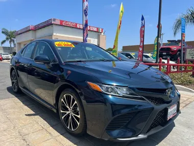 BLUE, 2019 TOYOTA CAMRY Image 