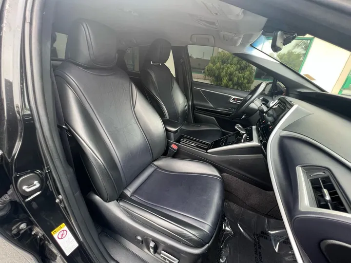 Black, 2017 TOYOTA MIRAI Image 44