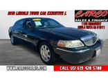 Black, 2010 LINCOLN TOWN CAR Thumnail Image 1