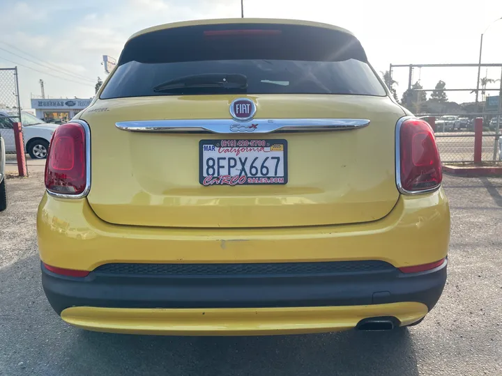 YELLOW, 2016 FIAT 500X Image 6